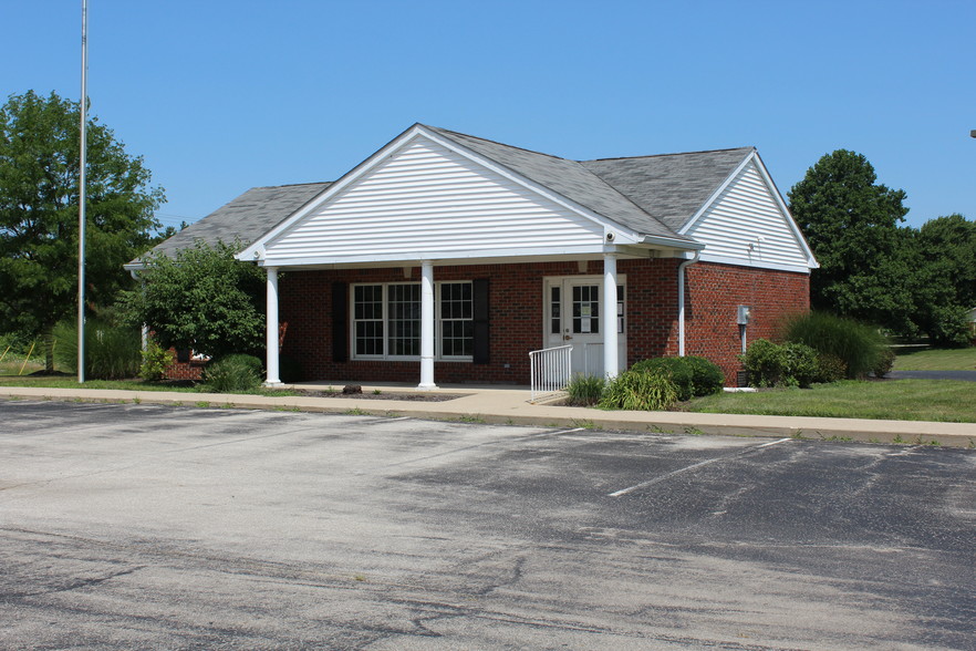 7984 W State Road 32, Lebanon, IN for sale - Primary Photo - Image 1 of 1