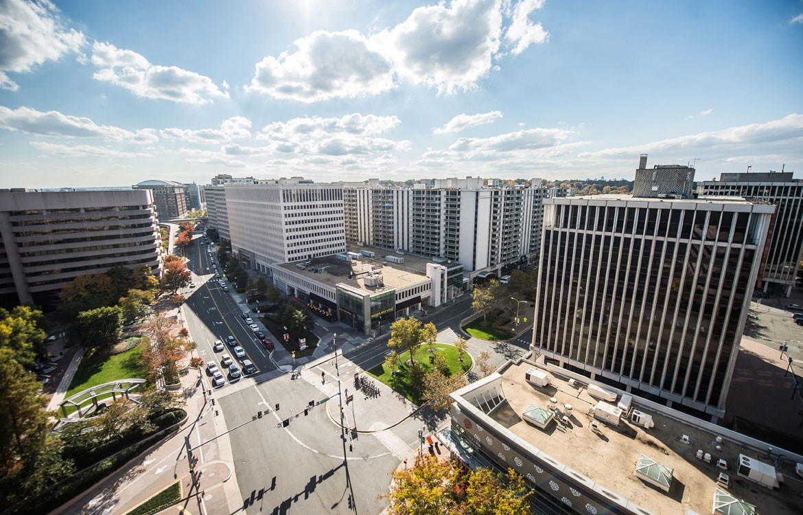 3400 S Clark St, Arlington, VA for lease Building Photo- Image 1 of 2