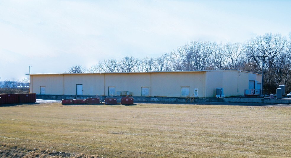 4750 Vandalia Rd, Pleasant Hill, IA for sale - Primary Photo - Image 1 of 1