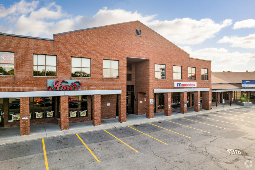 2915 Boul Saint-Charles, Kirkland, QC for lease - Building Photo - Image 3 of 16