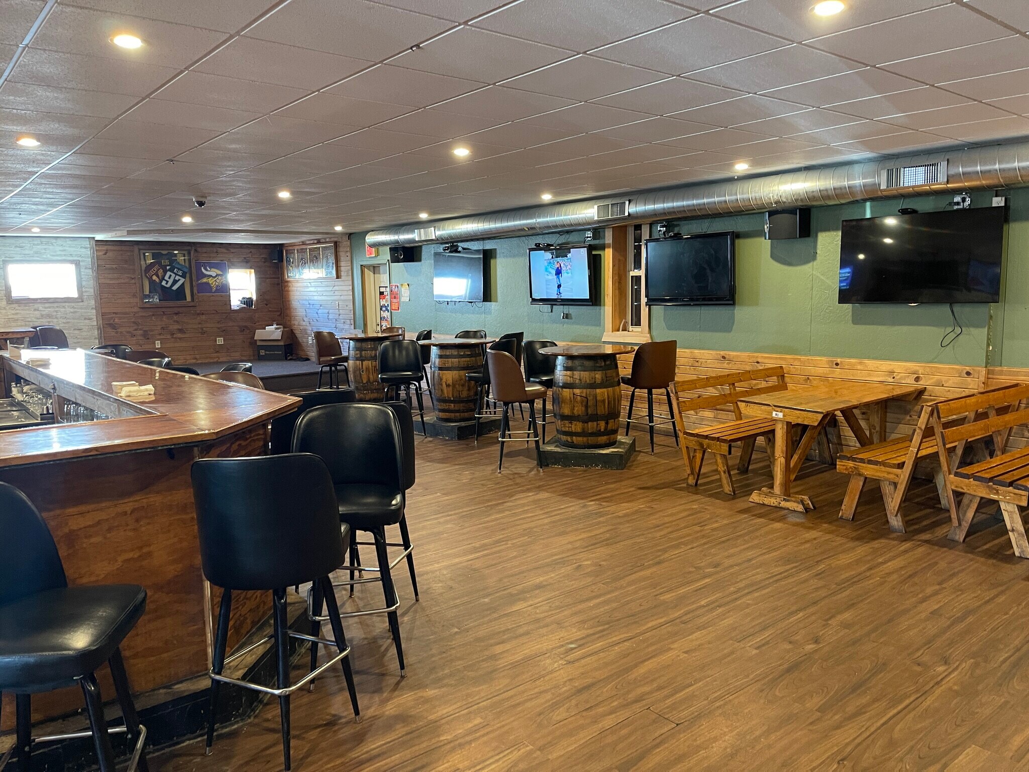 226 E Main St, Caledonia, MN 55921 Elsie's Bar and Grill, LLC