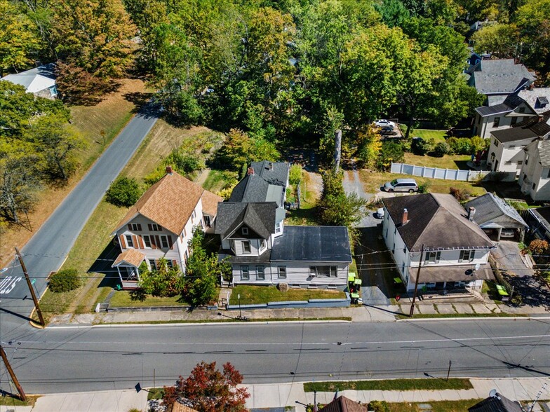 412 N 8th St, Stroudsburg, PA for sale - Building Photo - Image 2 of 22