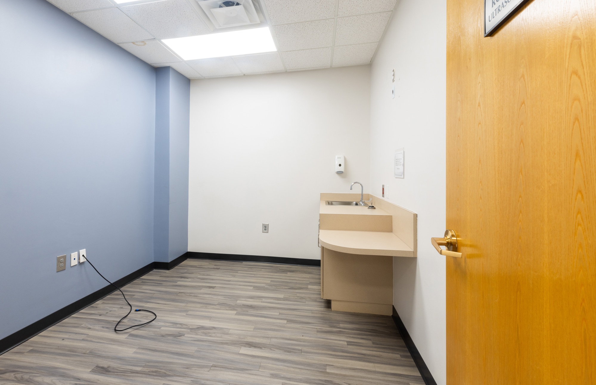 Suite G Interior Photo 8