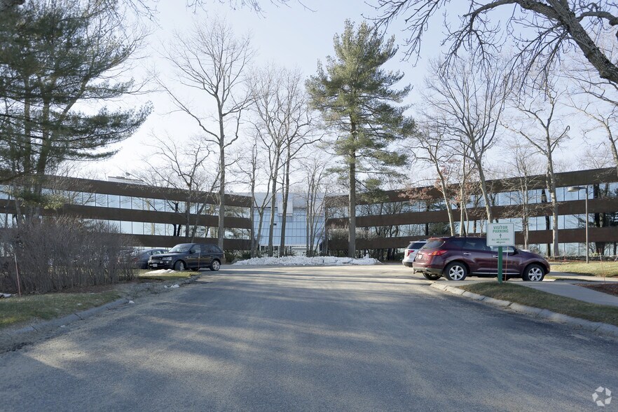 1 Tech Dr, Andover, MA, 01810 Office Space For Lease