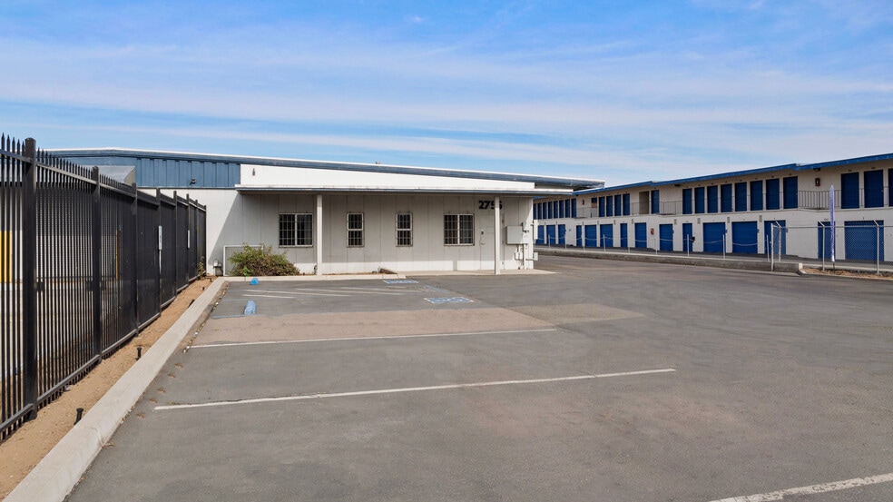 2756 Main St, Chula Vista, CA for lease - Building Photo - Image 3 of 5