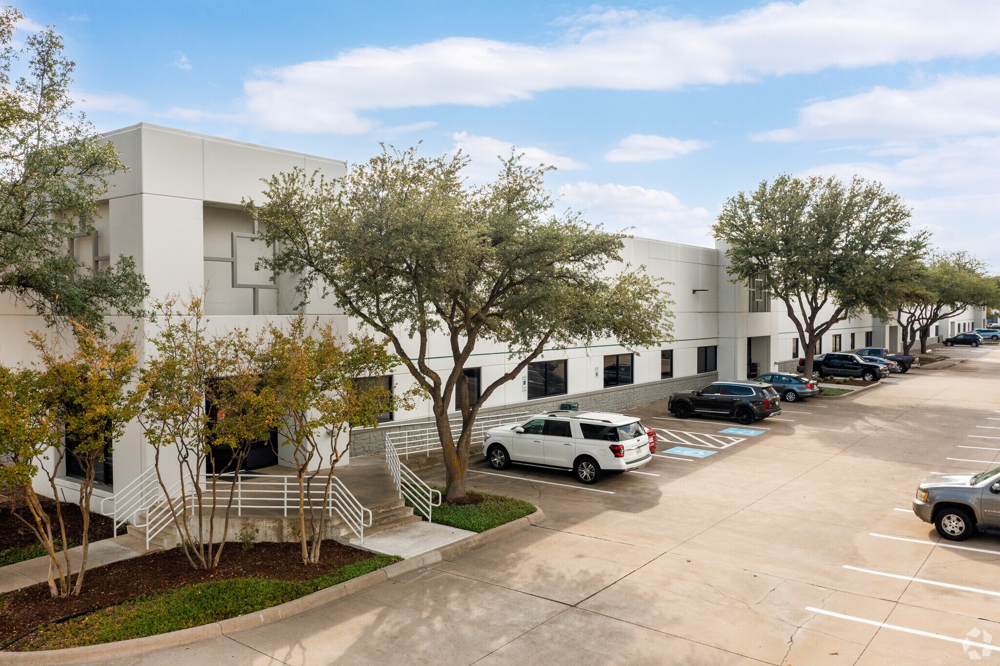 3000 Technology Dr, Plano, TX for lease Building Photo- Image 1 of 8