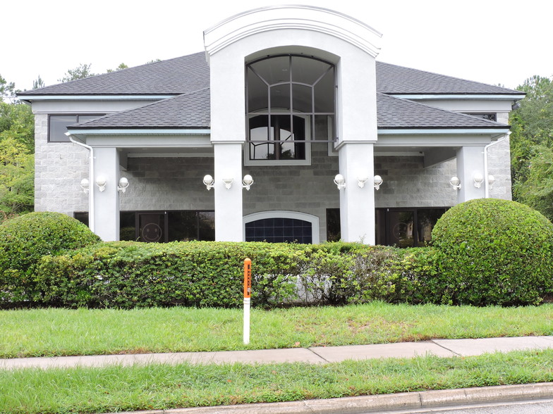 8774 Perimeter Park Blvd, Jacksonville, FL for sale - Building Photo - Image 1 of 1