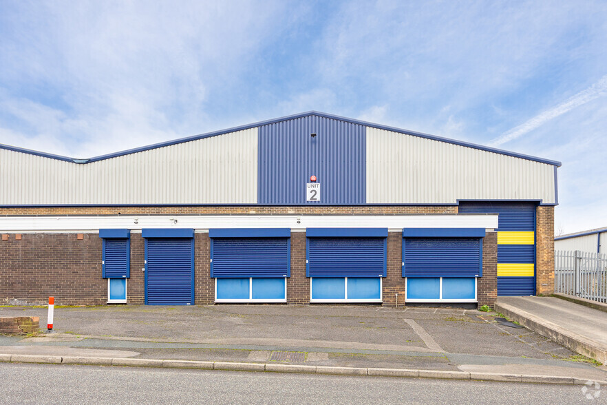 Wakefield Rd, Ossett for lease - Building Photo - Image 2 of 2