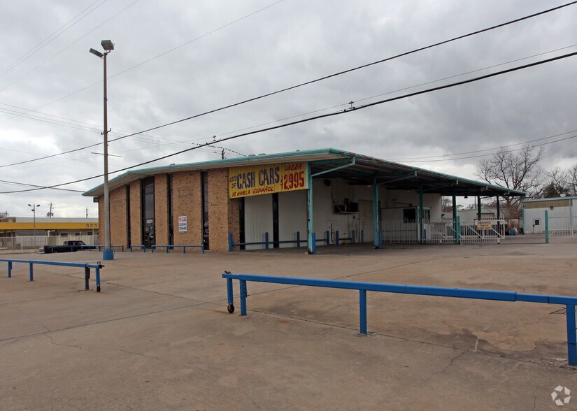 6001 N Shepherd Dr, Houston, TX 77091