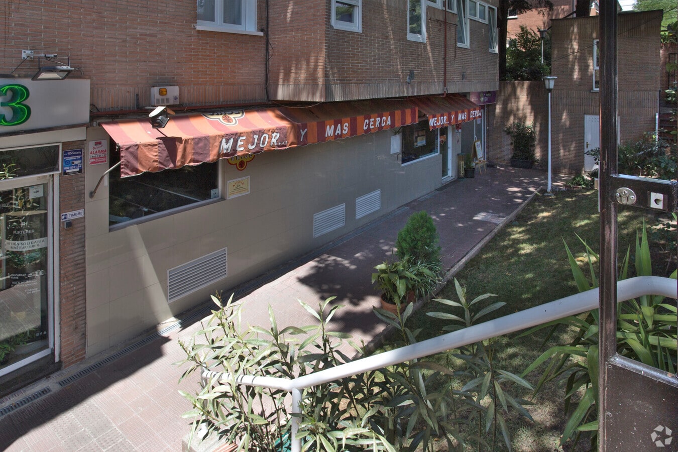 Calle de Arturo Soria, 243, Madrid, MAD 28033 - - - Interior Photo - Image 1 of 2