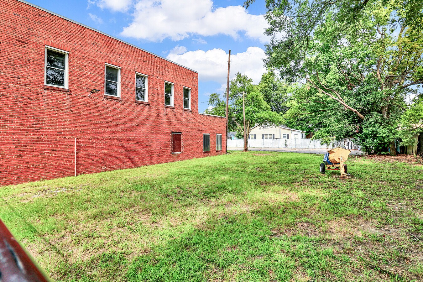 2006 Reynolds Ave, North Charleston, SC 29405 Office for Lease