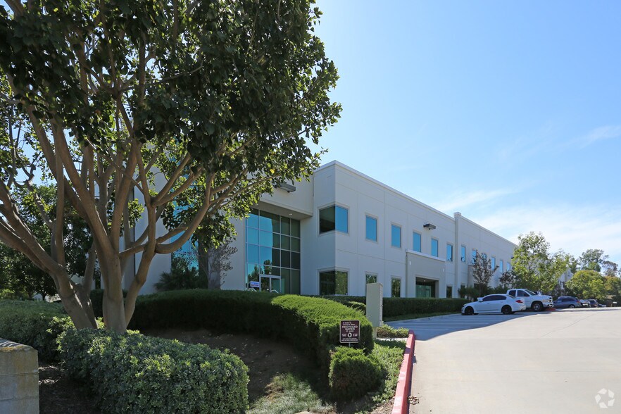 13125 Danielson St, Poway, CA for lease - Building Photo - Image 1 of 8