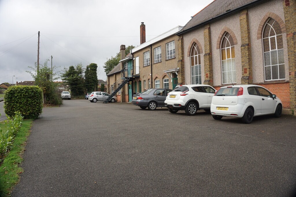 36 Eastwood Rd, Rayleigh, ESS SS6 7JQ Specialty for Sale