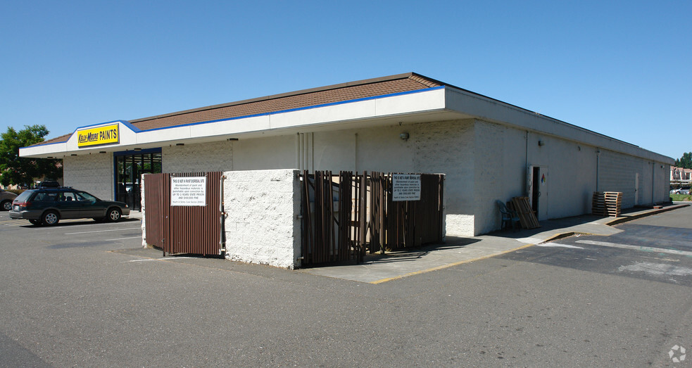 480-484 Rohnert Park Expy W, Rohnert Park, CA for lease - Building Photo - Image 3 of 17