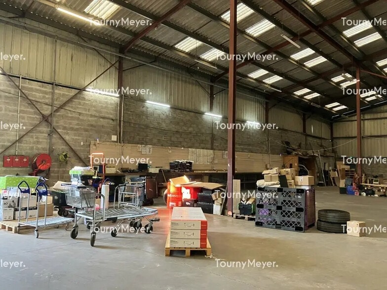 Flex in Mérignac for lease - Building Photo - Image 1 of 3