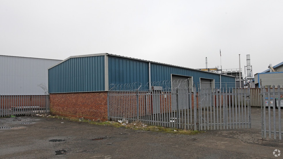Corngreaves Rd, Cradley Heath for lease - Building Photo - Image 2 of 4