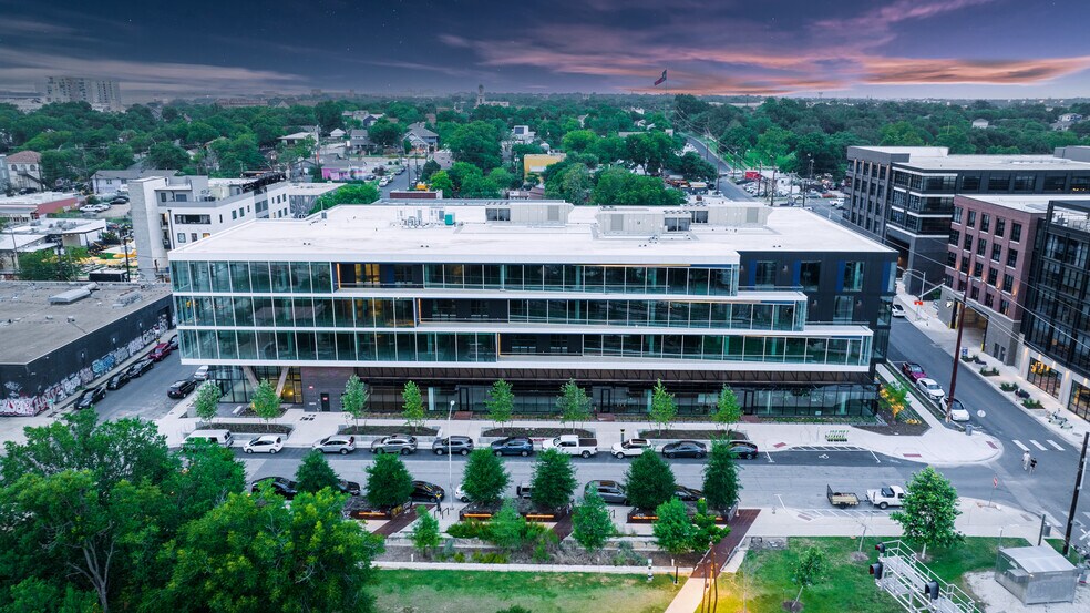 1300 E 5th St, Austin, TX for lease - Building Photo - Image 3 of 13