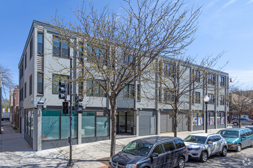 1554 W Hollywood Ave, Chicago, IL for lease - Building Photo - Image 2 of 5