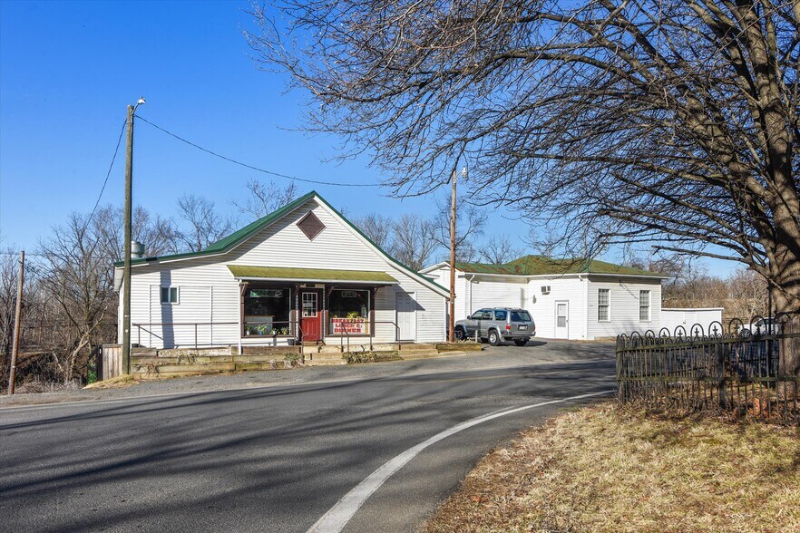 1468 Atoka Rd, Marshall, VA for sale - Building Photo - Image 1 of 1