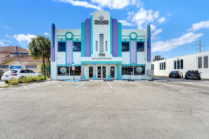 1556 E Commercial Blvd, Fort Lauderdale, FL for sale - Building Photo - Image 1 of 1