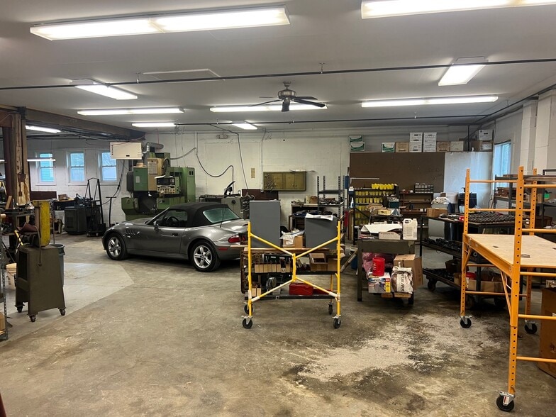 54 Main St, High Bridge, NJ for sale - Interior Photo - Image 3 of 6