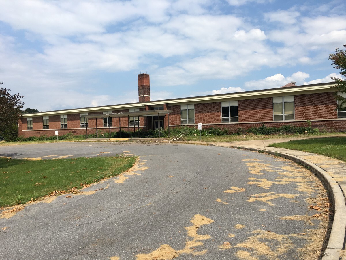 1936 Stoystown Rd, Friedens, PA 15541