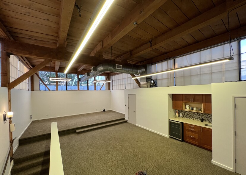 1175-1195 Park Ave, Emeryville, CA for lease - Building Photo - Image 3 of 11