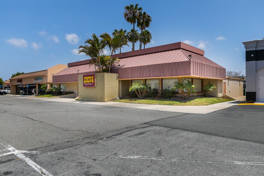 2750 Harbor Blvd, Costa Mesa, CA for lease - Building Photo - Image 1 of 9