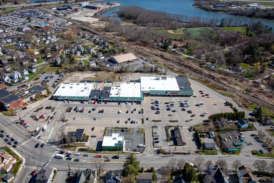 1364-1600 Congress St, Portland, ME for lease - Building Photo - Image 1 of 8