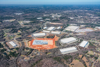 000 Watson Woods Blvd, Rock Hill, SC for lease Building Photo- Image 1 of 2