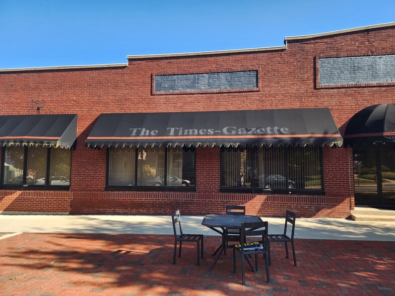 108-A Governor Trimble, Hillsboro, OH for lease - Building Photo - Image 3 of 7