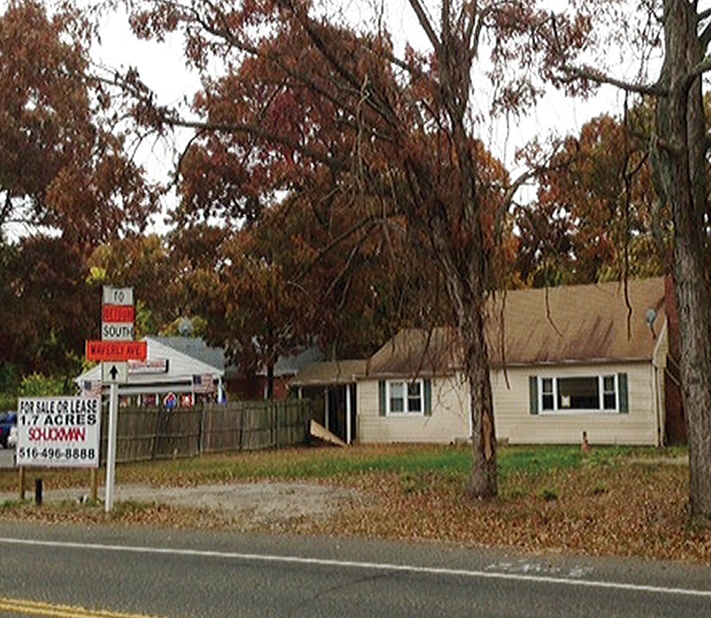 1110 Waverly Ave, Holtsville, NY for sale Primary Photo- Image 1 of 1