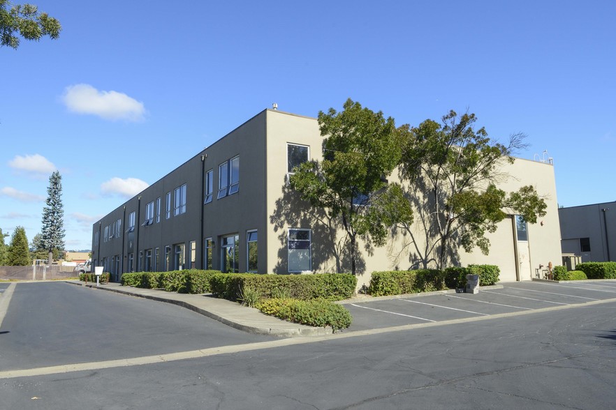 7694-7704 Bell Rd, Windsor, CA for lease - Building Photo - Image 2 of 3