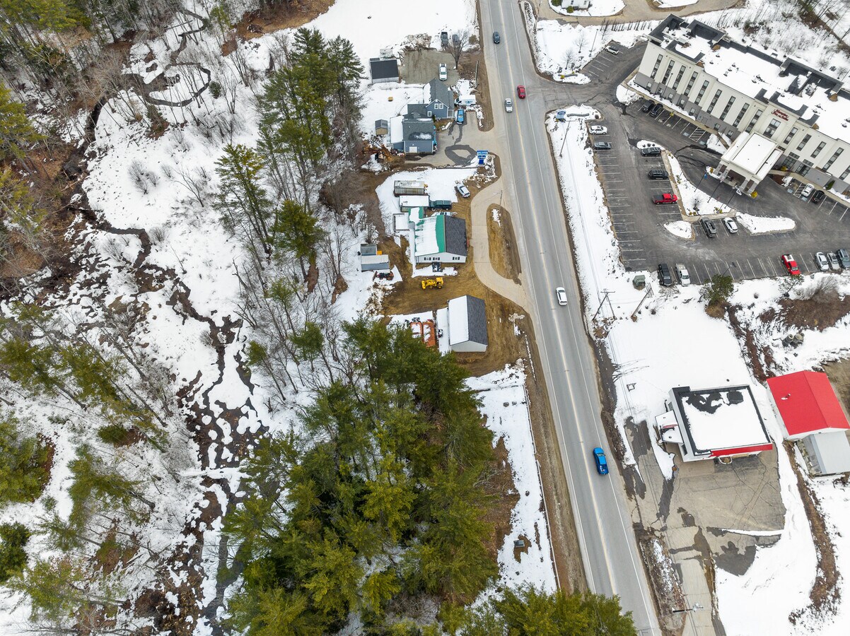 194 Laconia Rd, Tilton, NH 03276