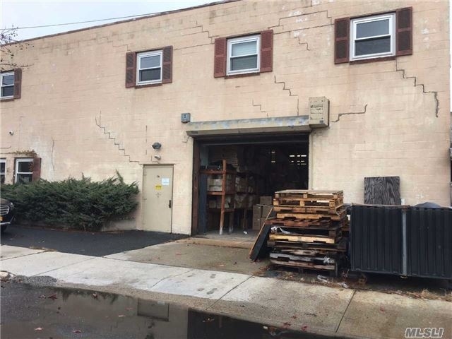 16 McCarthy Rd, Island Park, NY for sale Building Photo- Image 1 of 1