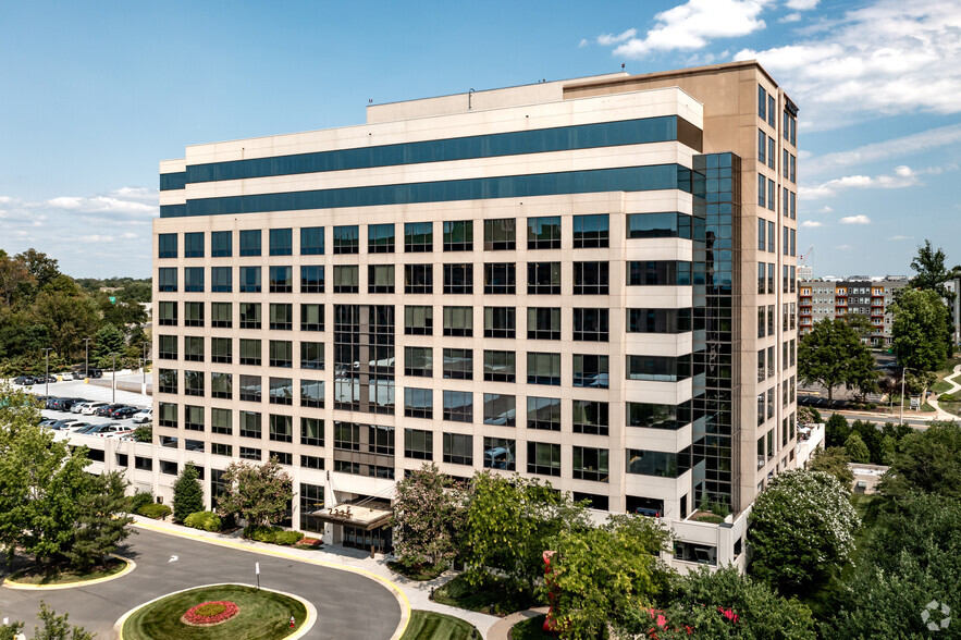 2325 Dulles Corner Blvd, Herndon, VA for lease - Primary Photo - Image 1 of 13