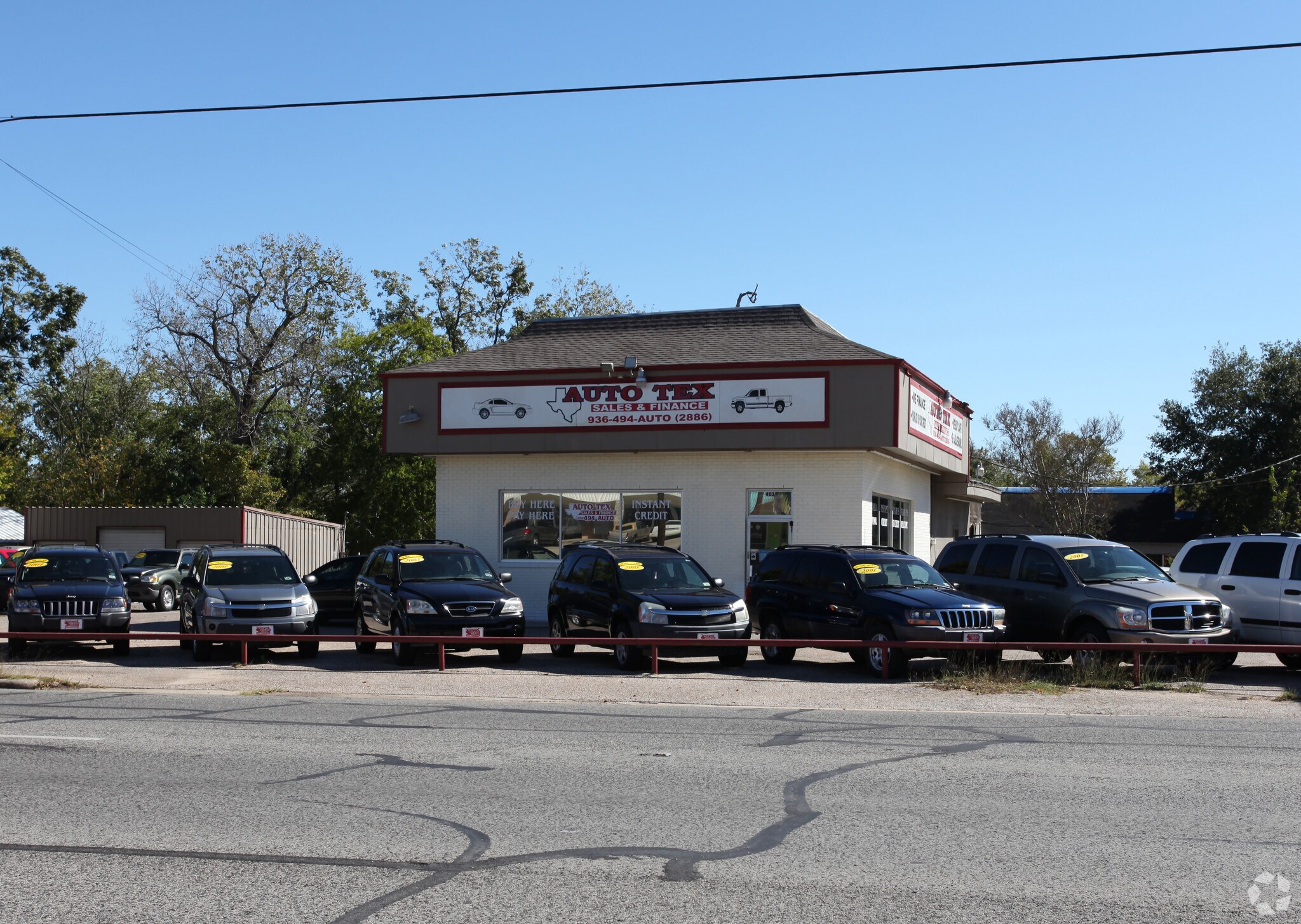 403 E Davis St, Conroe, TX for sale Primary Photo- Image 1 of 1