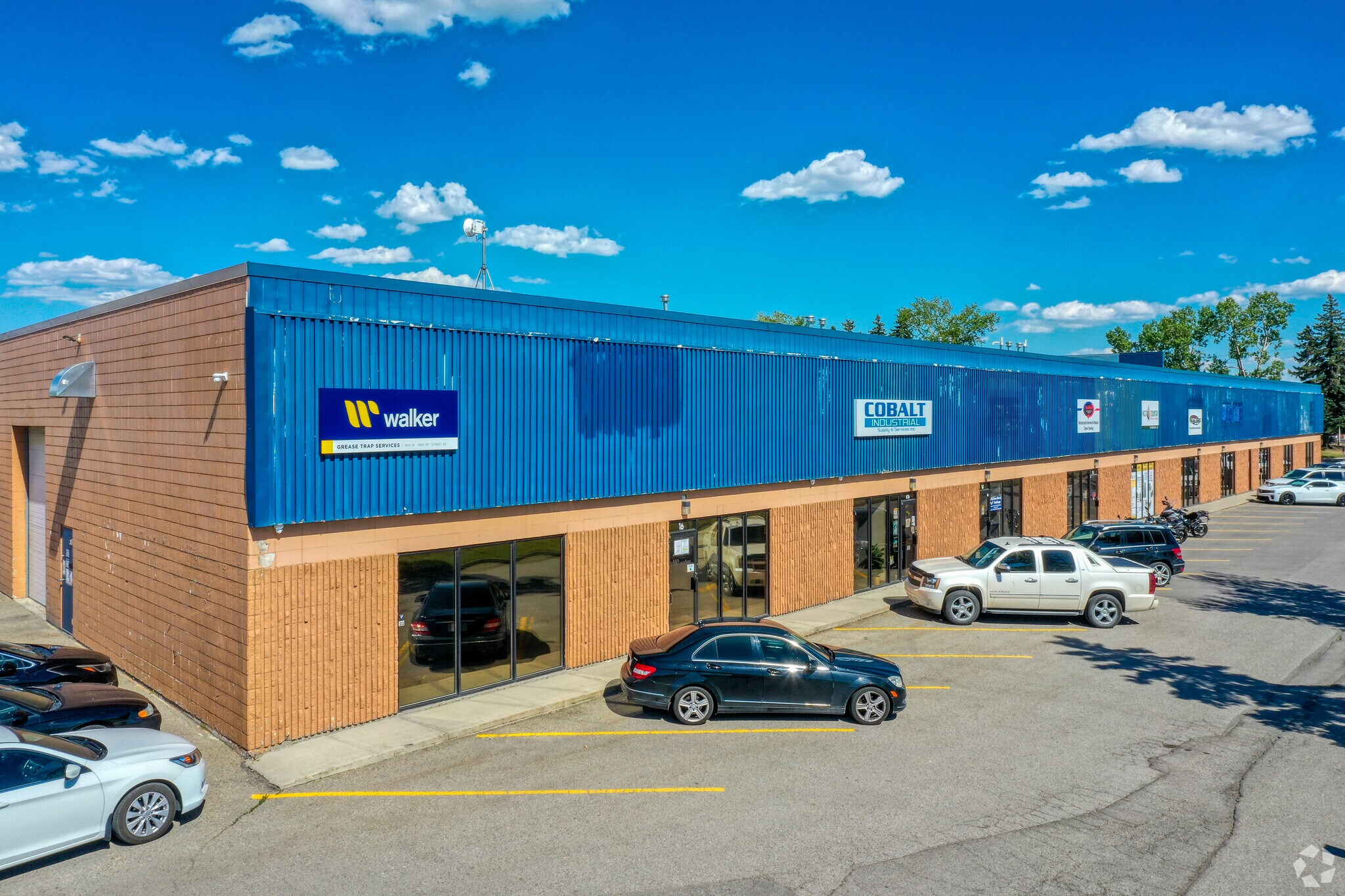 5935 35th St SE, Calgary, AB for lease Primary Photo- Image 1 of 5