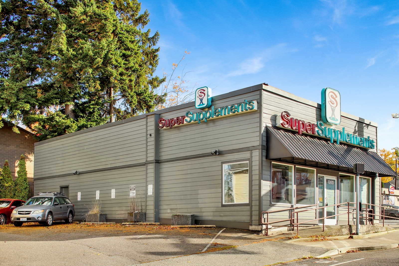 1300 Ellis St, Bellingham, WA for lease Building Photo- Image 1 of 14