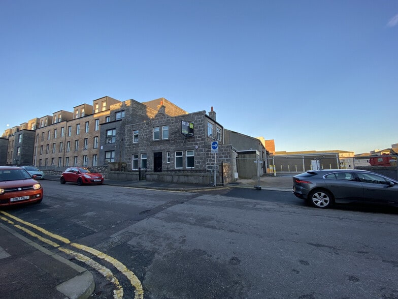 17 Merkland Rd, Aberdeen, AB24 5DT