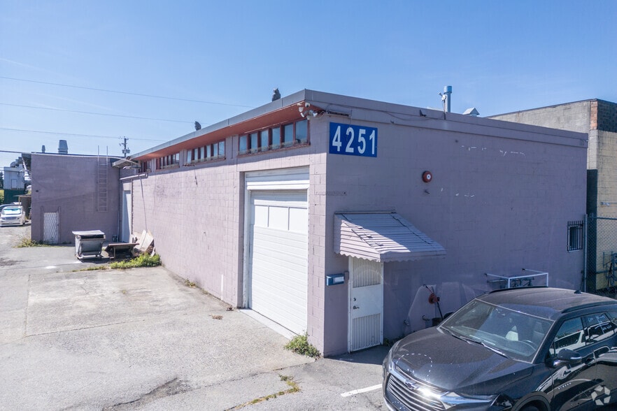 4251 Vanguard Rd, Richmond, BC for lease - Building Photo - Image 2 of 6