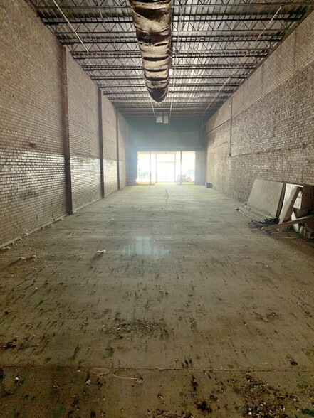 430 W Main St, Oklahoma City, OK for lease - Interior Photo - Image 2 of 5