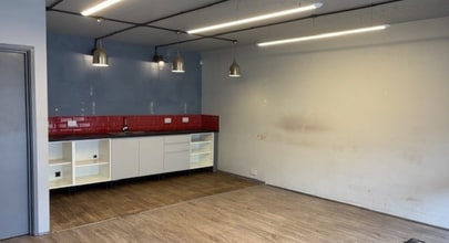 Market Pl, Bloxwich for lease Interior Photo- Image 2 of 6