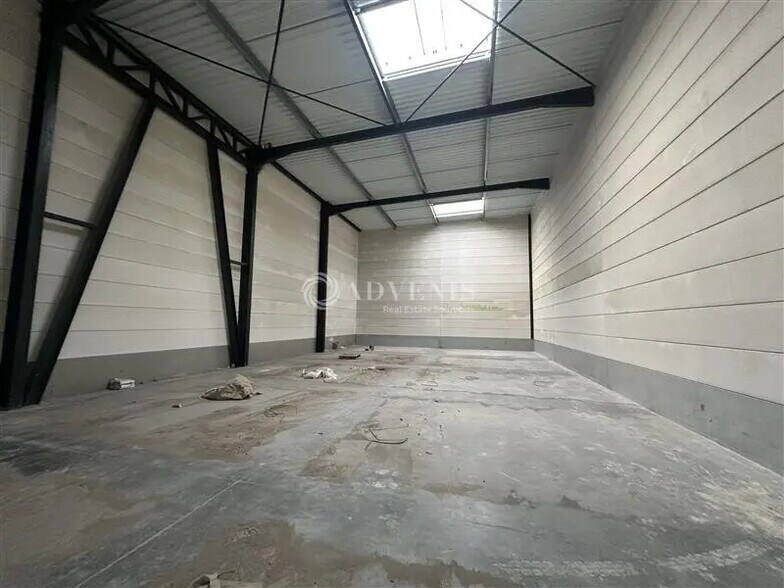 Industrial in Leers for sale - Interior Photo - Image 3 of 8
