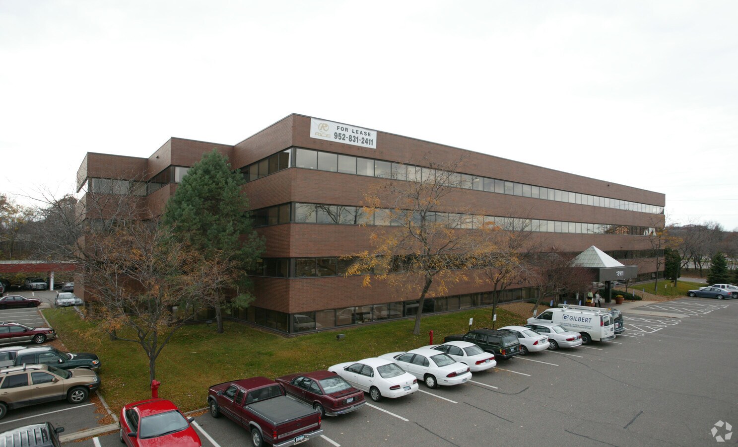 13911 Ridgedale, Minnetonka, MN 55305 | LoopNet