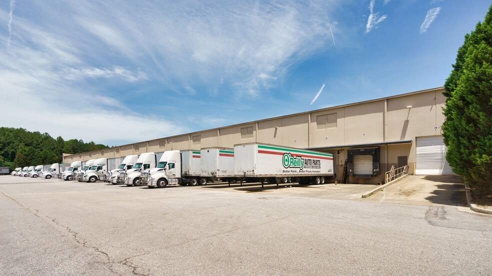 4000 S Corporate Pky, Forest Park, GA for lease - Building Photo - Image 2 of 5
