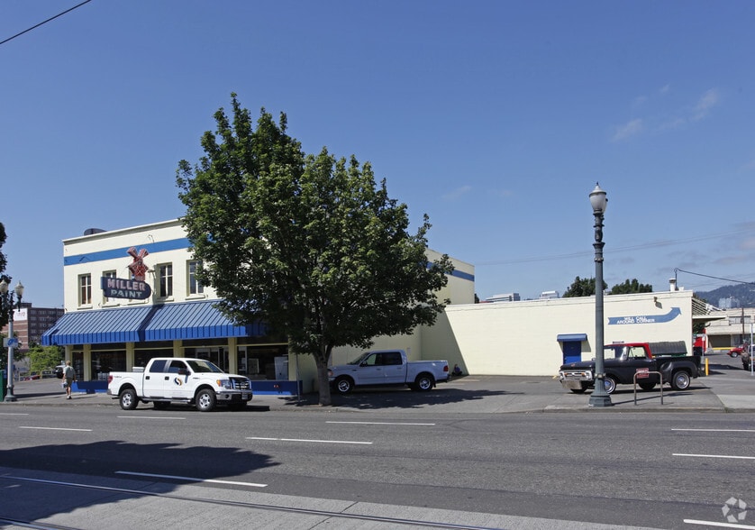 317 SE Grand Ave, Portland, OR for sale - Primary Photo - Image 1 of 2
