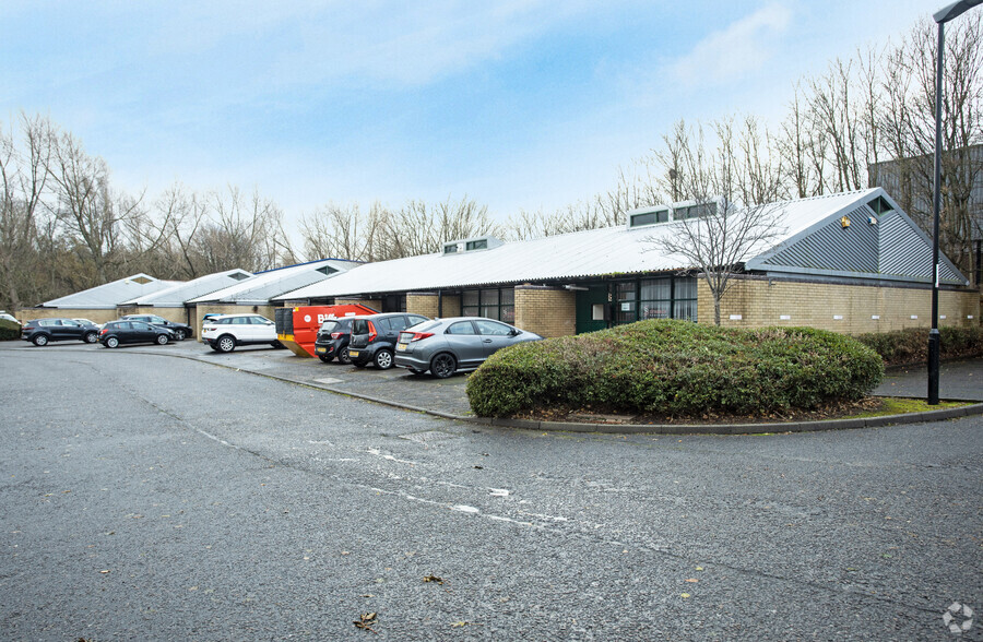 Baird Clos, Washington for lease - Primary Photo - Image 1 of 3