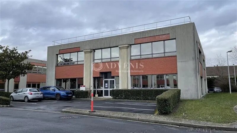 Office in Émerainville for sale Building Photo- Image 1 of 11