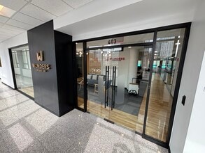 30-30 Northern Blvd, Long Island City, NY for lease Interior Photo- Image 1 of 8